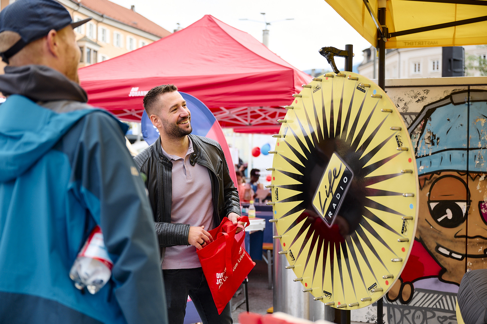 Glücksrad beim Medienpartner Life Radio