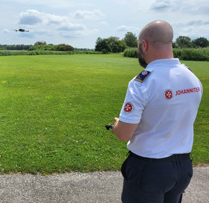 Praxisprüfung für den Drohnenführerschein